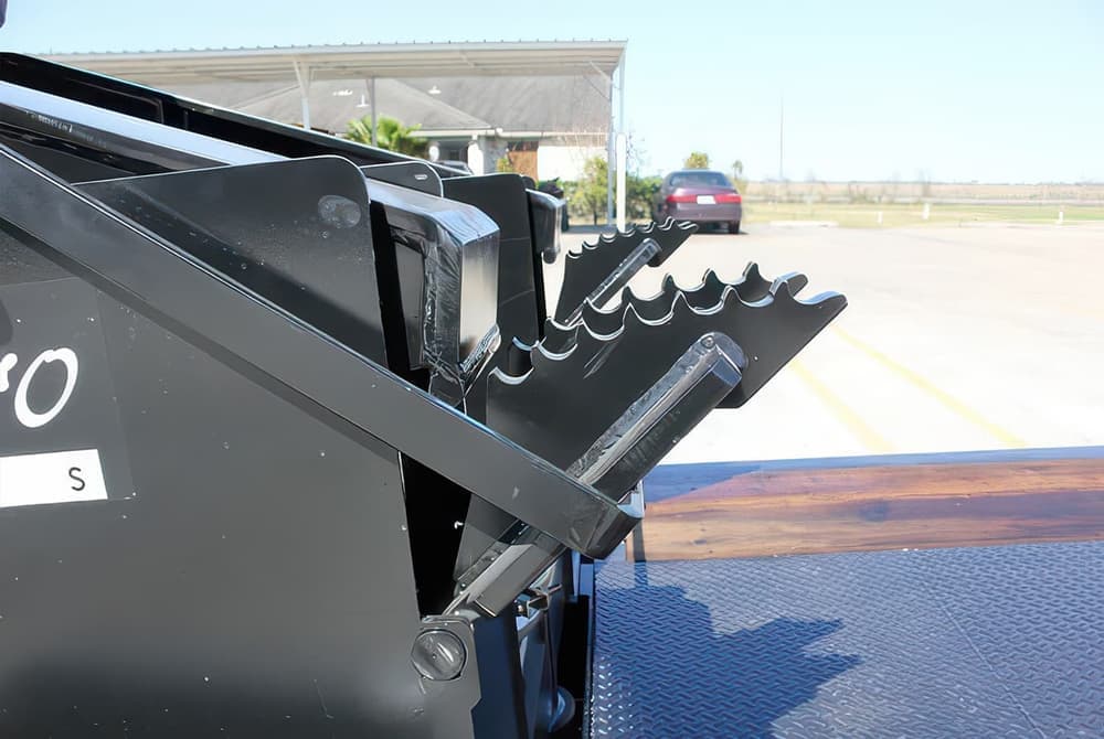 Choice 355NGE extendable lowboy — view five