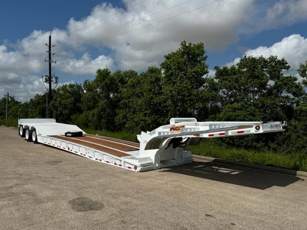 Choice paver special trailer right side view