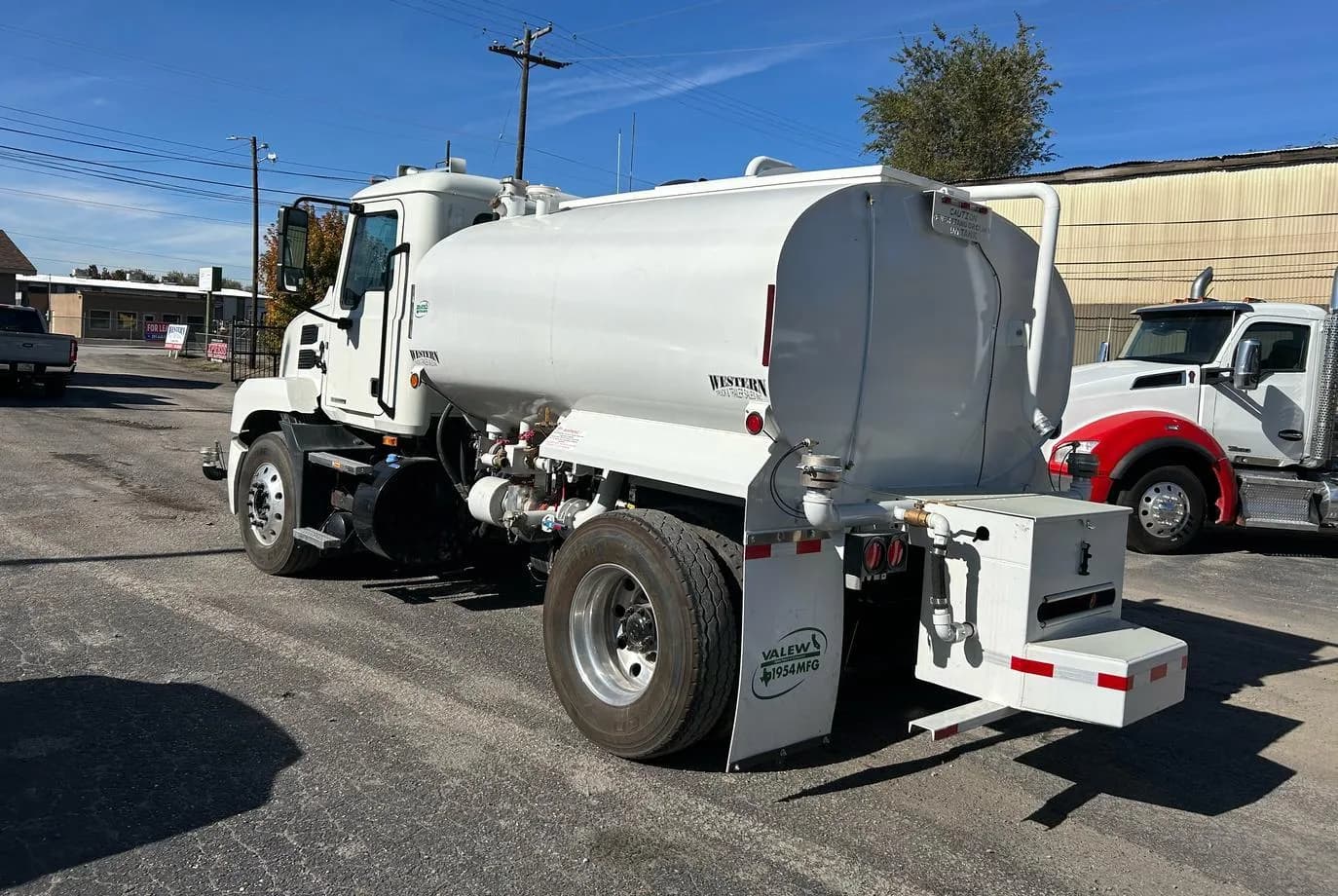 2021 Mack Water thumbnail 5