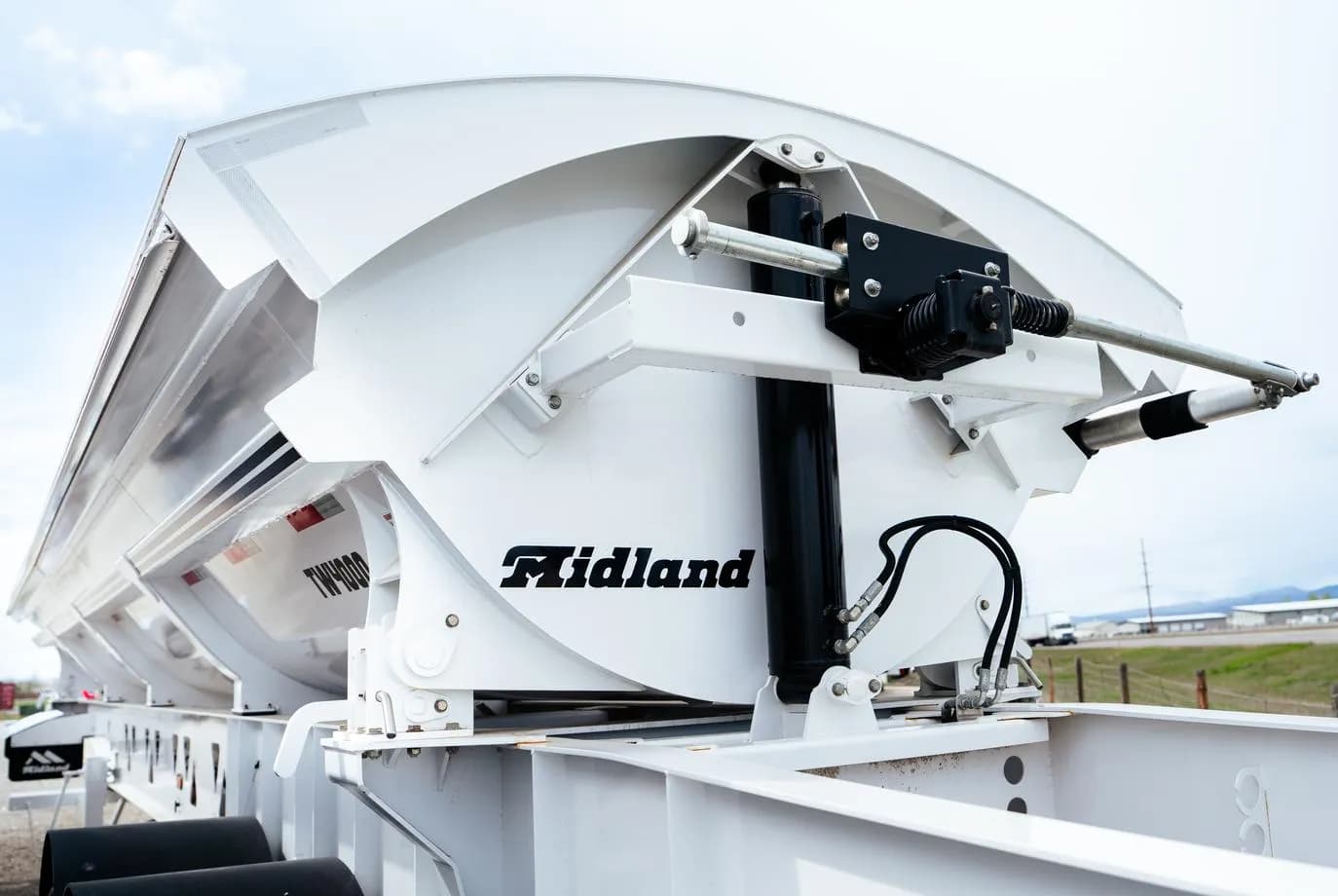 Midland TW4000 Side Dump thumbnail 5