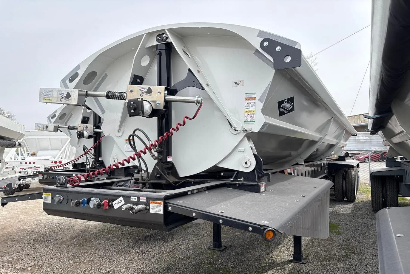 SmithCo SX4-49-36 Side Dump