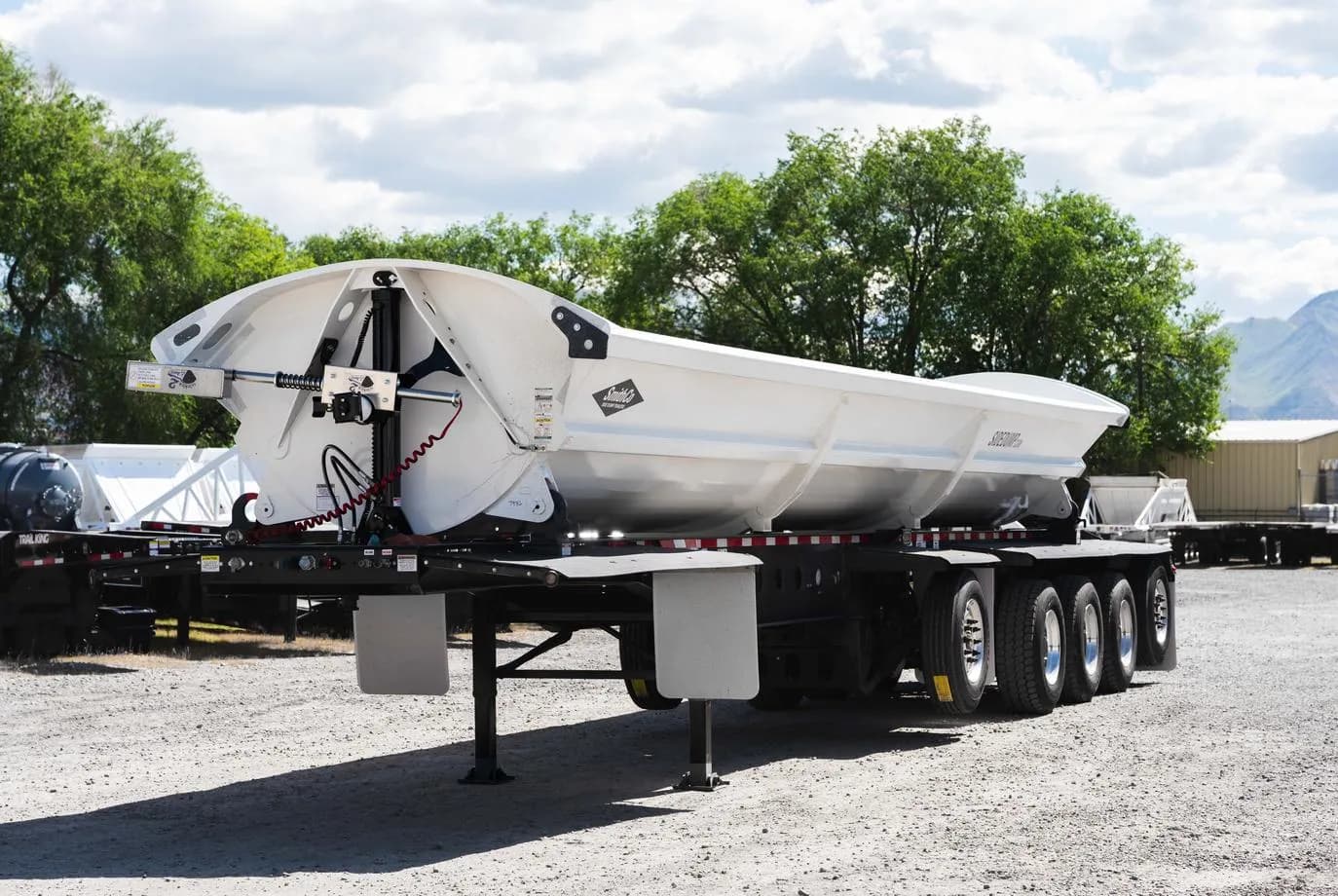 SmithCo SX5-49-38 Side Dump thumbnail 2