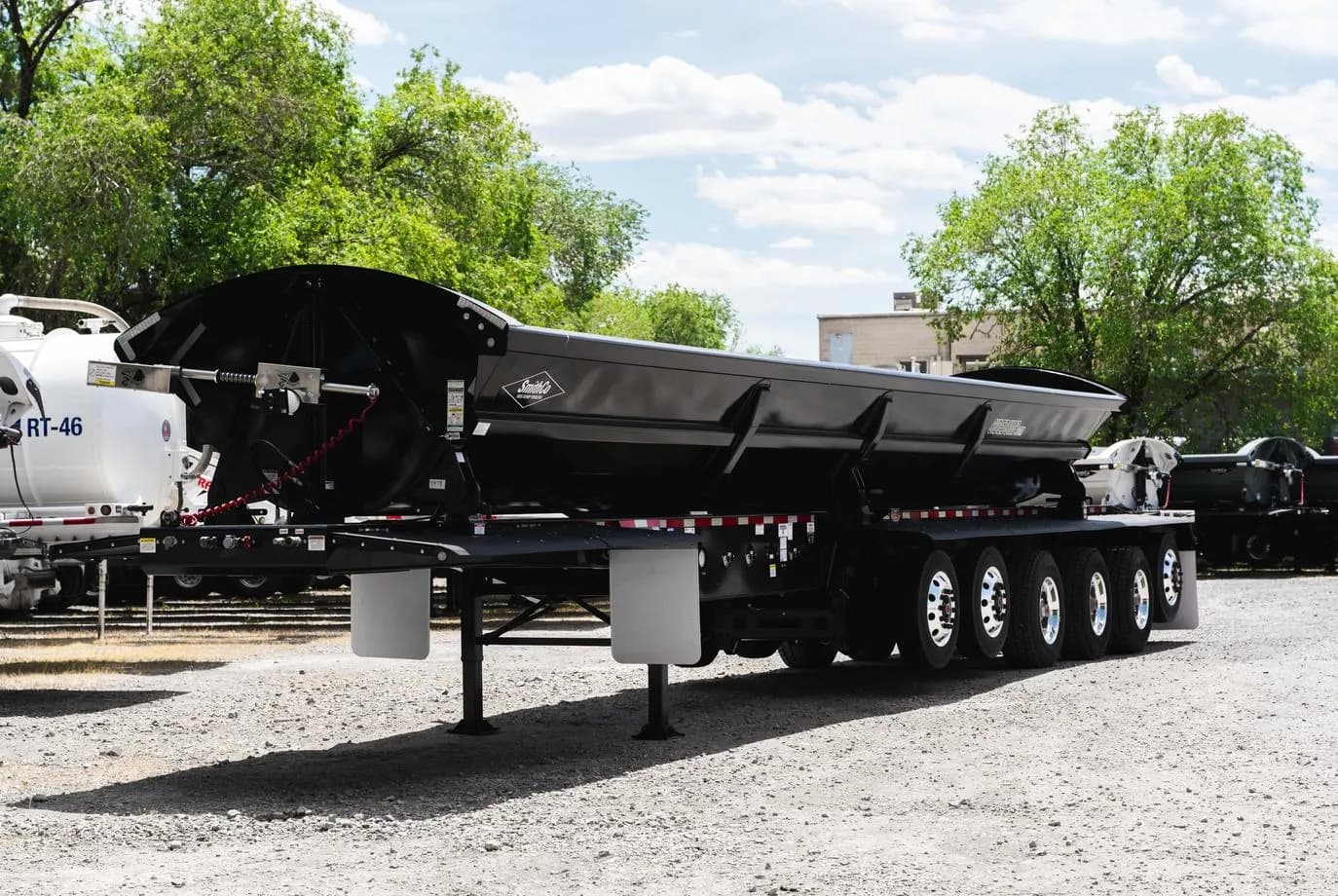 SmithCo SX6-53-40 Side Dump