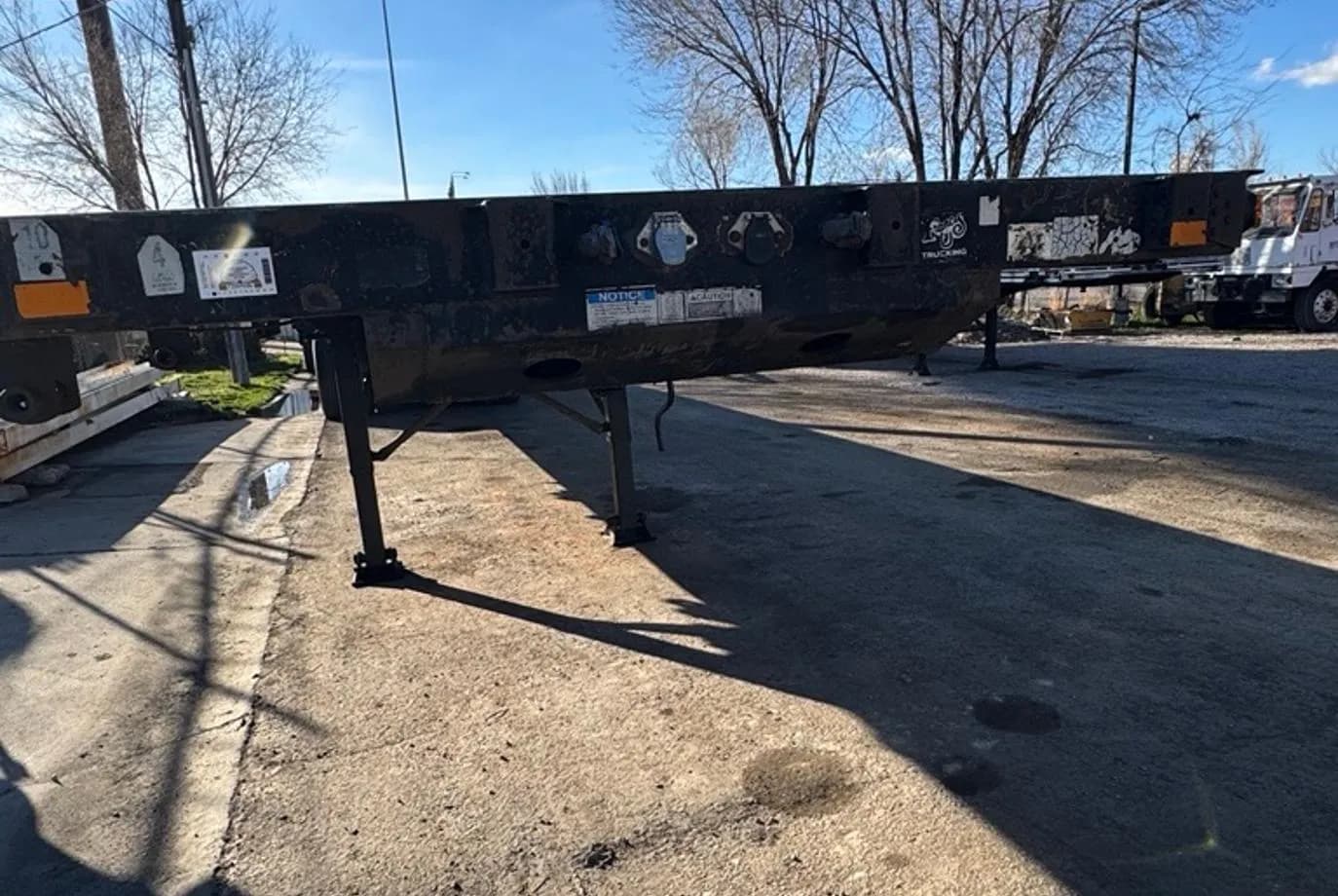 2005 Fontaine TFTW-6-8048WSAK. 48' Flatbed thumbnail 2