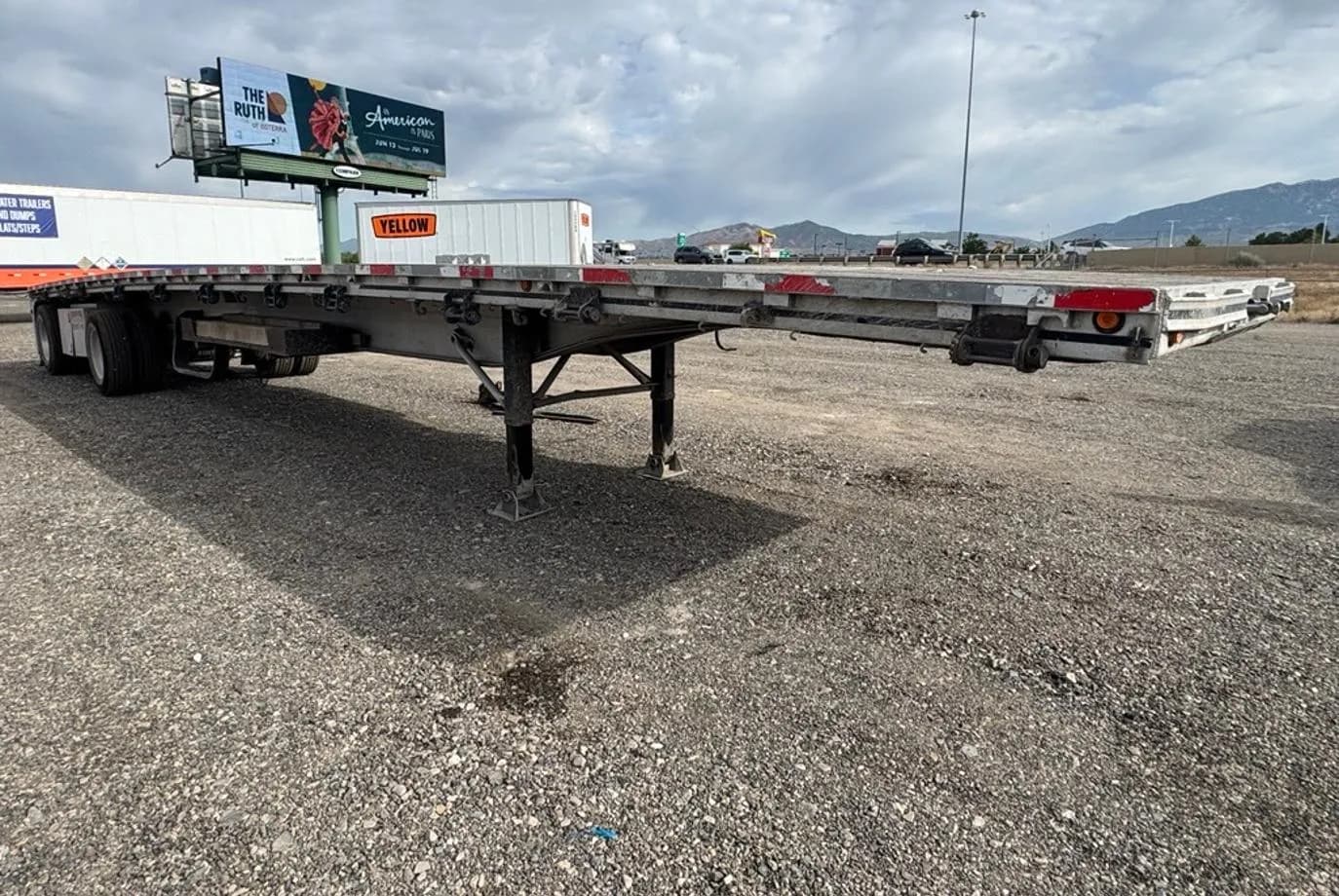 2008 Mac FLATBED 48' Flatbed thumbnail 2