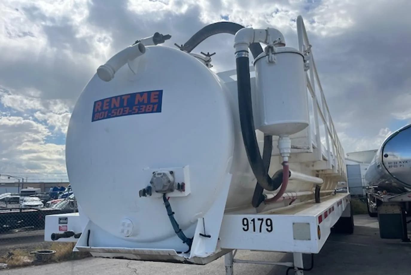 2012 Troxell 130 BBL Vac Trailer thumbnail 16