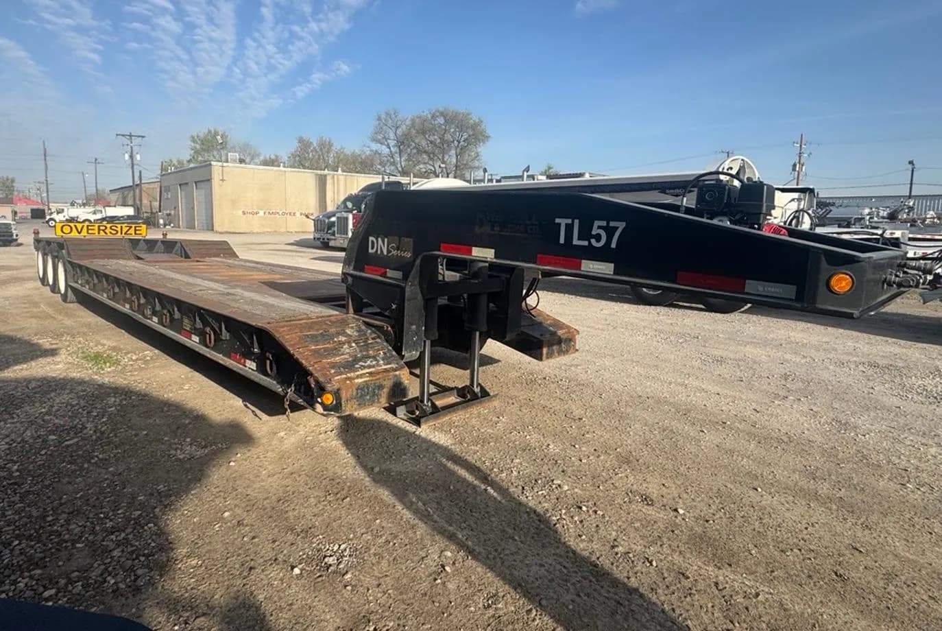 2017 Choice 355HDG Lowboy thumbnail 3