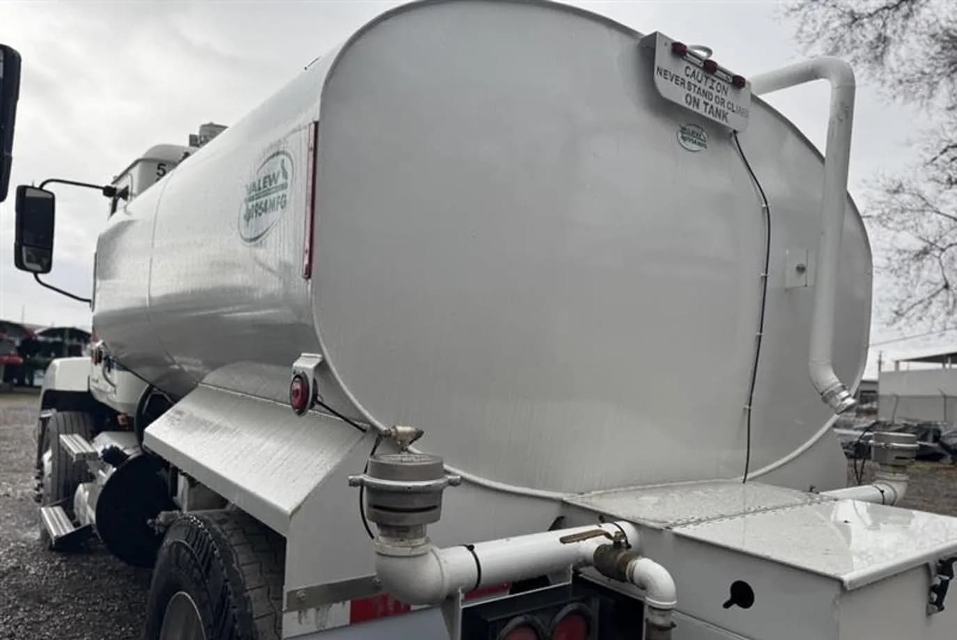 2021 Mack Anthem AN42T Water Truc thumbnail 4