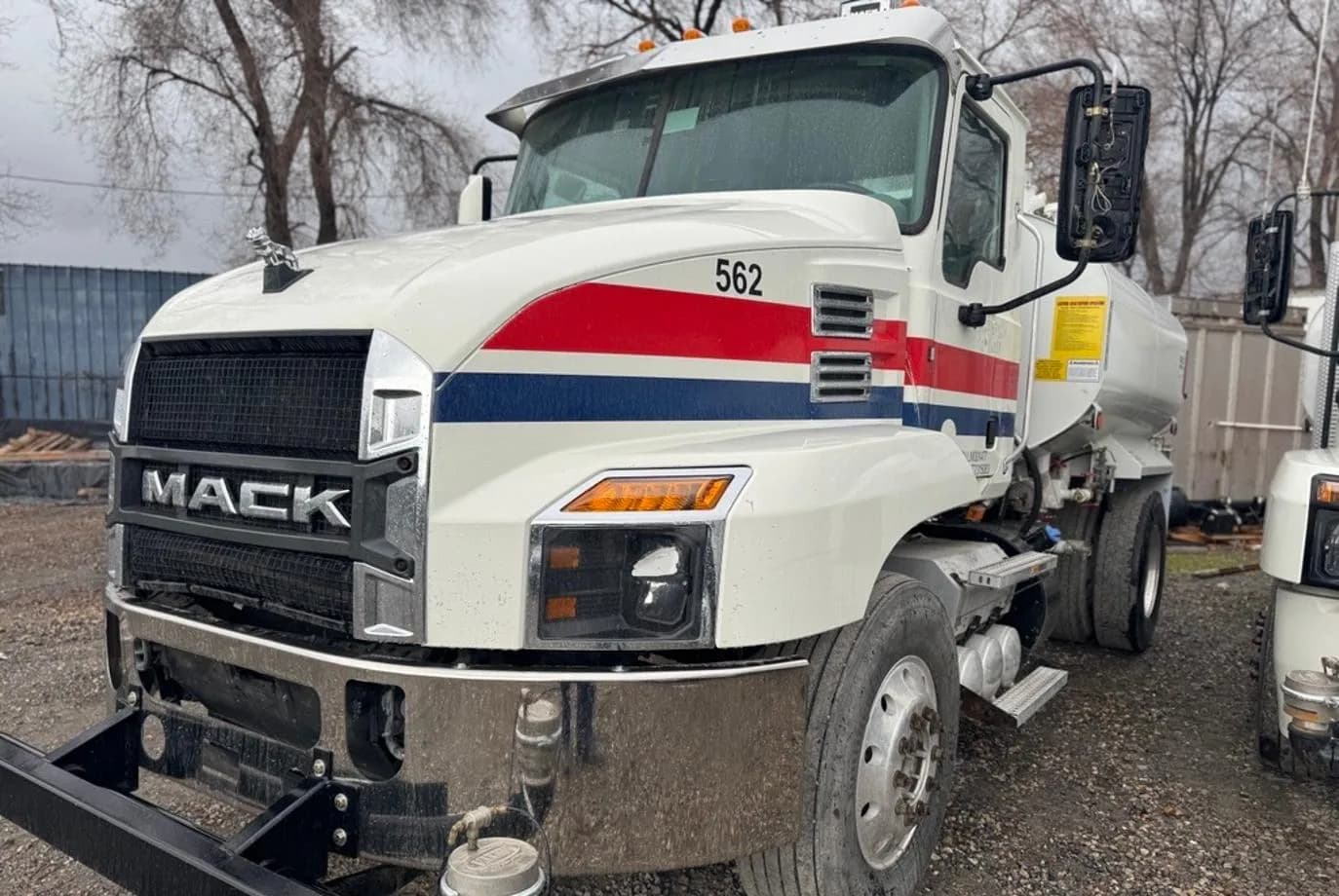 2021 Mack Anthem AN42T Water Truc thumbnail 8