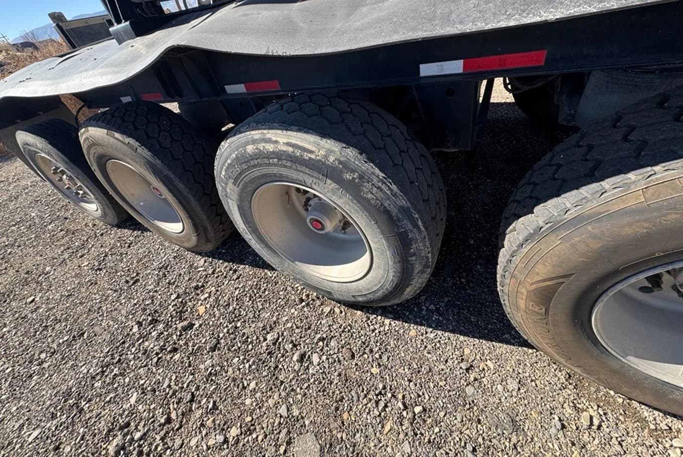 2022 Trail King SX4.TK60SSD-48 Side Dump thumbnail 2