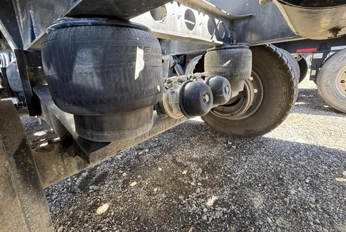 2023 SmithCo SX4  Side Dump thumbnail 8