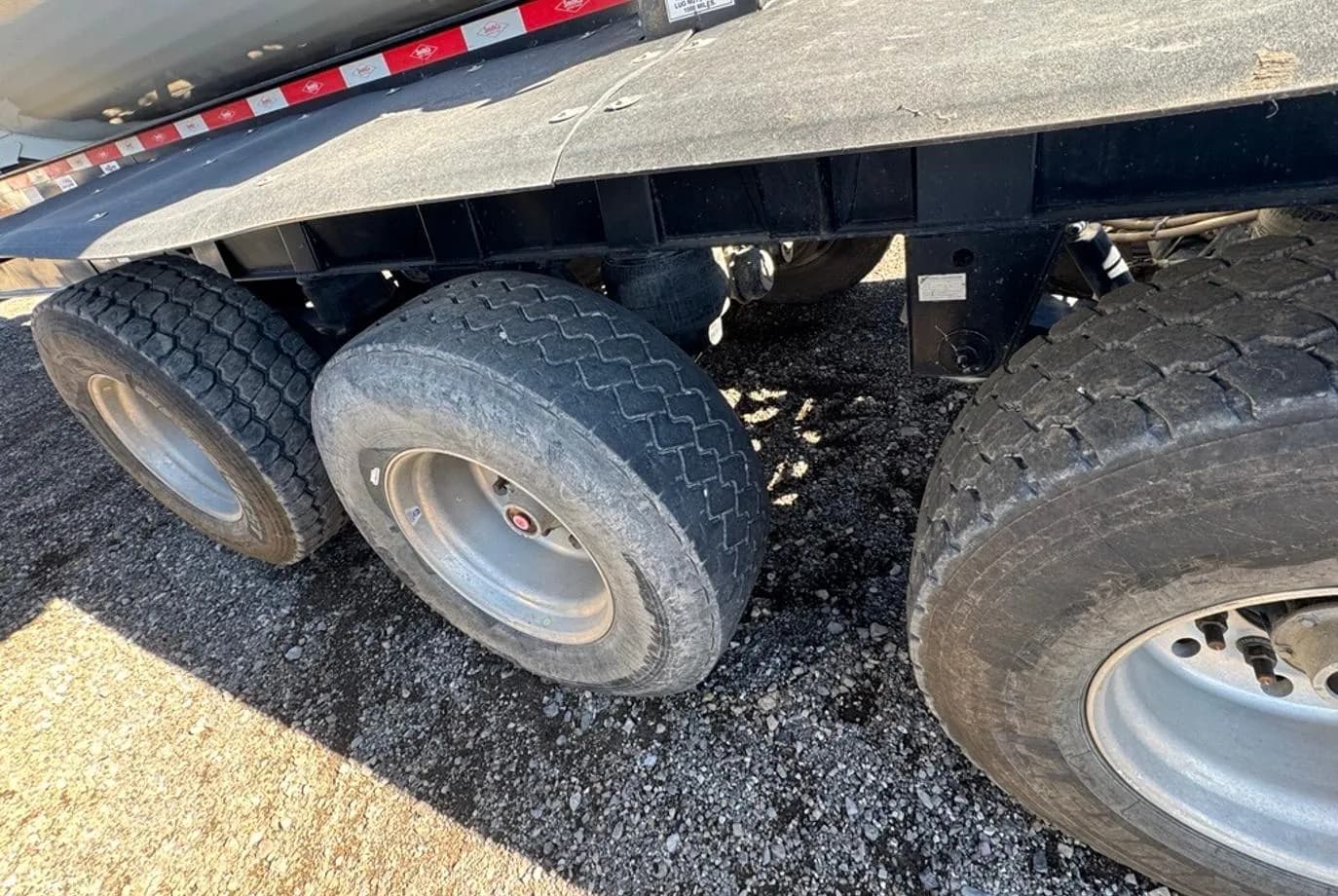 2023 SmithCo SX4  Side Dump thumbnail 9