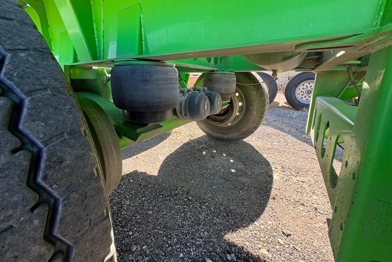 2024 SmithCo SX5-49-38 Side Dump thumbnail 8