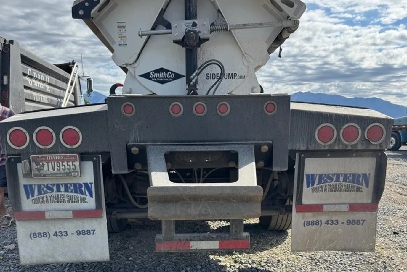2024 SmithCo SX5-49-38 Side Dump thumbnail 2