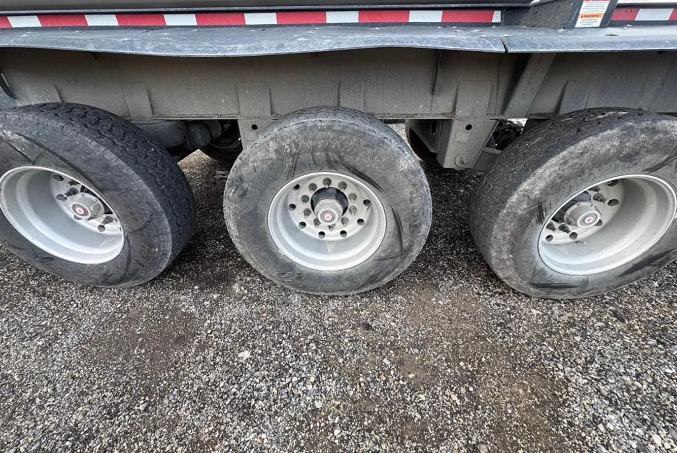 2024 SmithCo SX5-49-38 Side Dump thumbnail 7