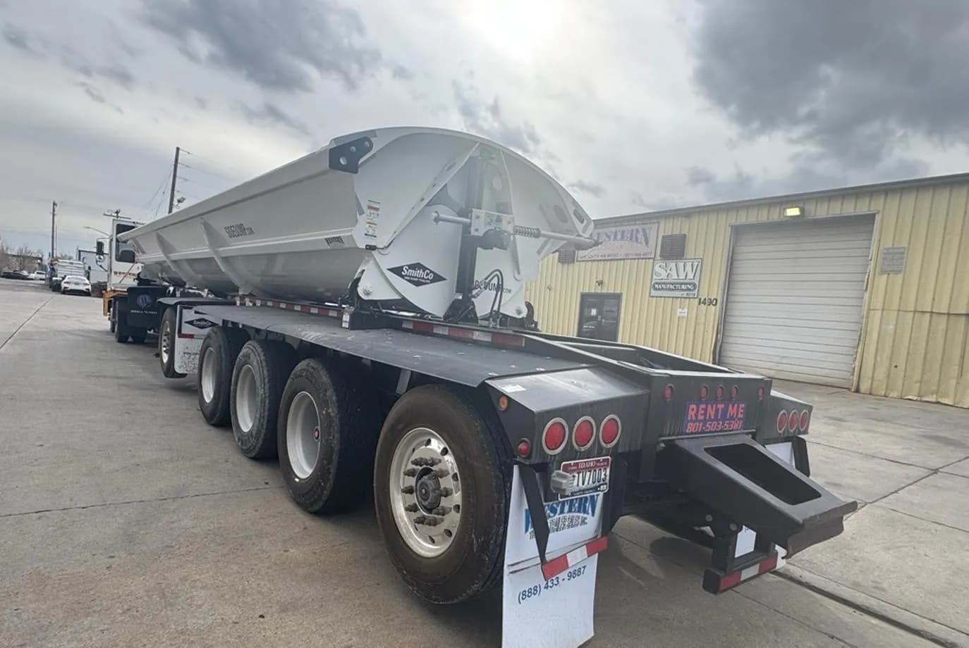 2024 SmithCo SX5-49-38 Side Dump thumbnail 4