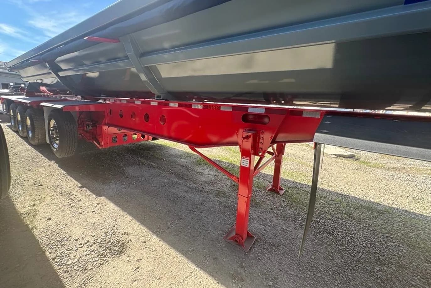 2026 SmithCo SX5-49-38 Side Dump thumbnail 9
