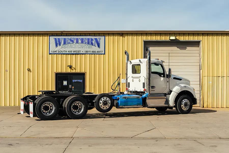 Western Truck & Trailer Atlanta Texas trailer yard