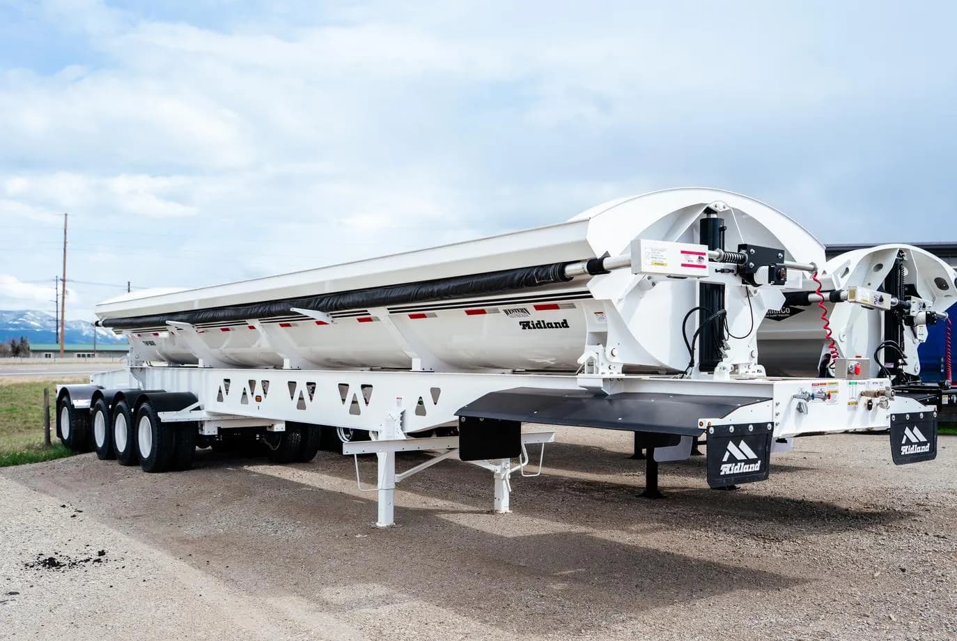 Midland TW4000 Side Dump