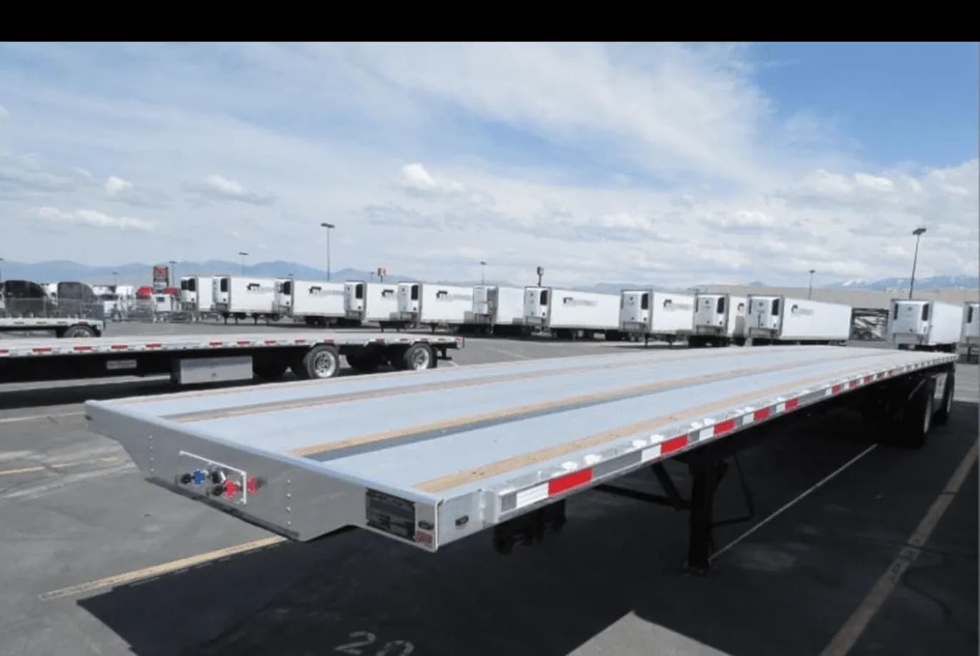 2011 Mac FLATBED Flatbed