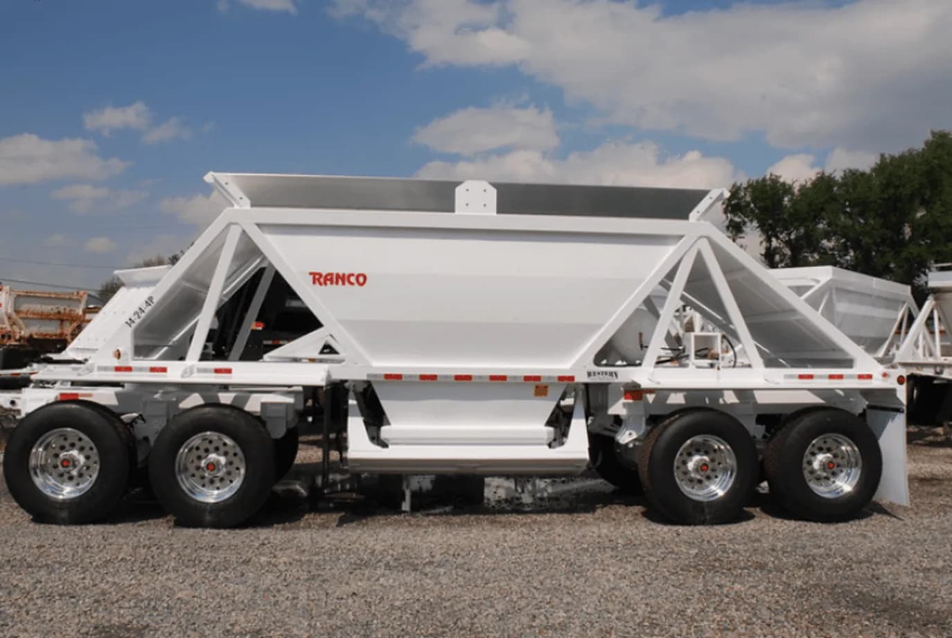 2023 Ranco 14-24-4P Bottom Dump