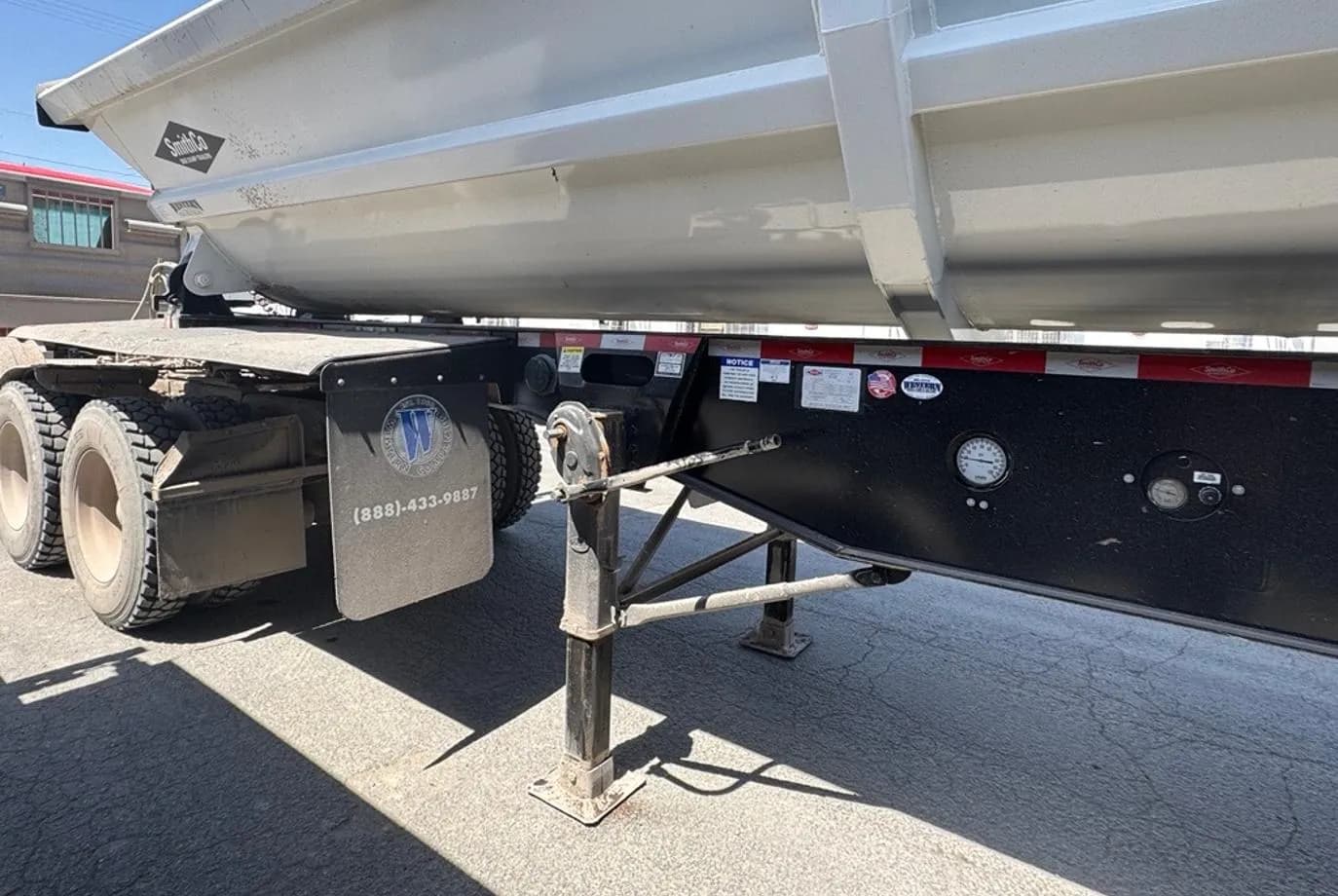 2025 SmithCo SX6 Side Dump